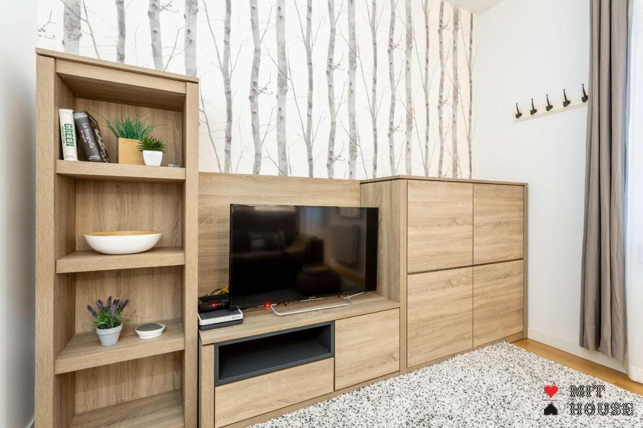 Mit House Ayala En Madrid Apartment Exterior photo