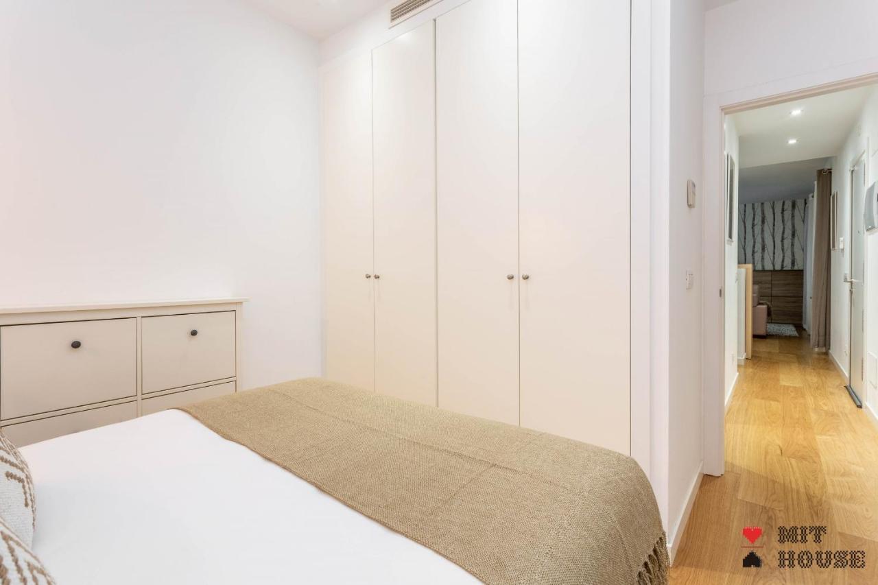 Mit House Ayala En Madrid Apartment Exterior photo